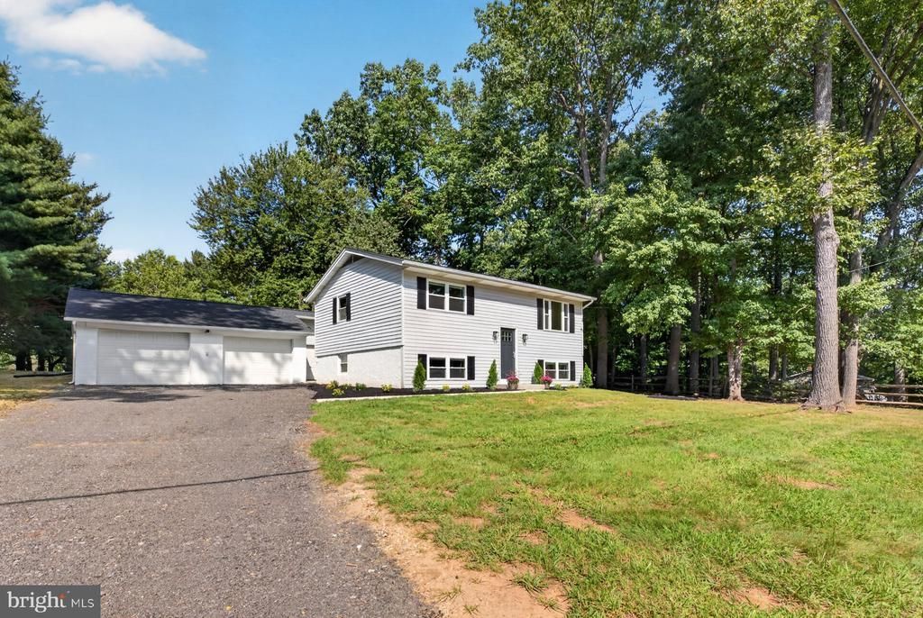 5002 ROLLER ROAD, MANCHESTER, MD 21102
