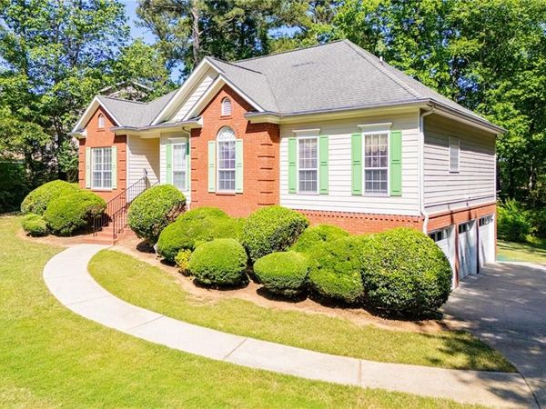 1294 Windsor Glen Drive, Douglasville, GA 30134