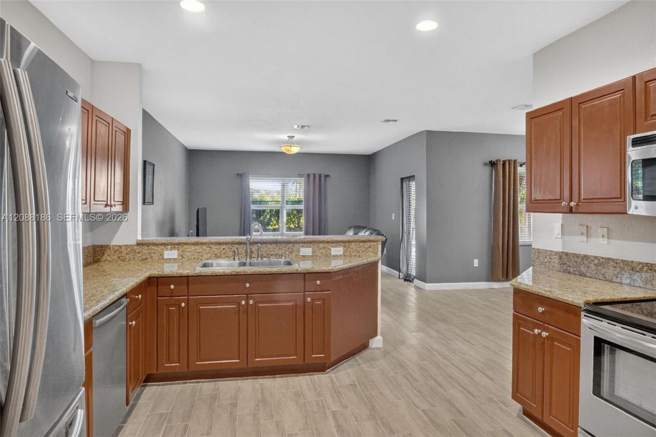159 NE 36th Ter, Homestead, FL 33033 Photo