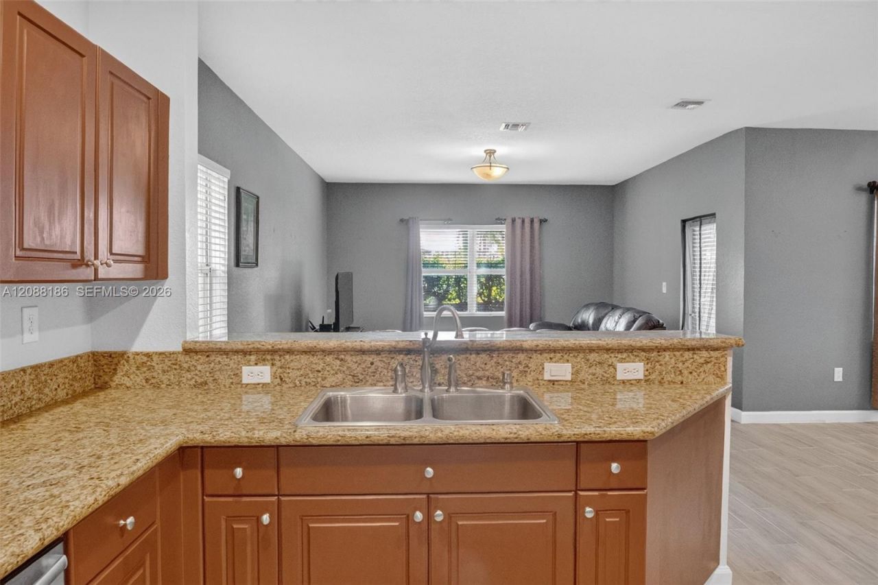 159 NE 36th Ter, Homestead, FL 33033 Photo