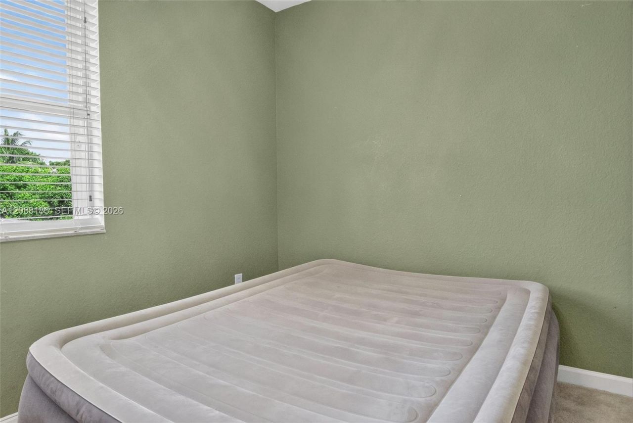 159 NE 36th Ter, Homestead, FL 33033 Photo
