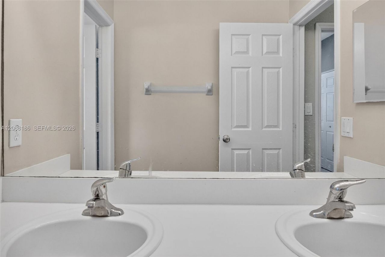 159 NE 36th Ter, Homestead, FL 33033 Photo