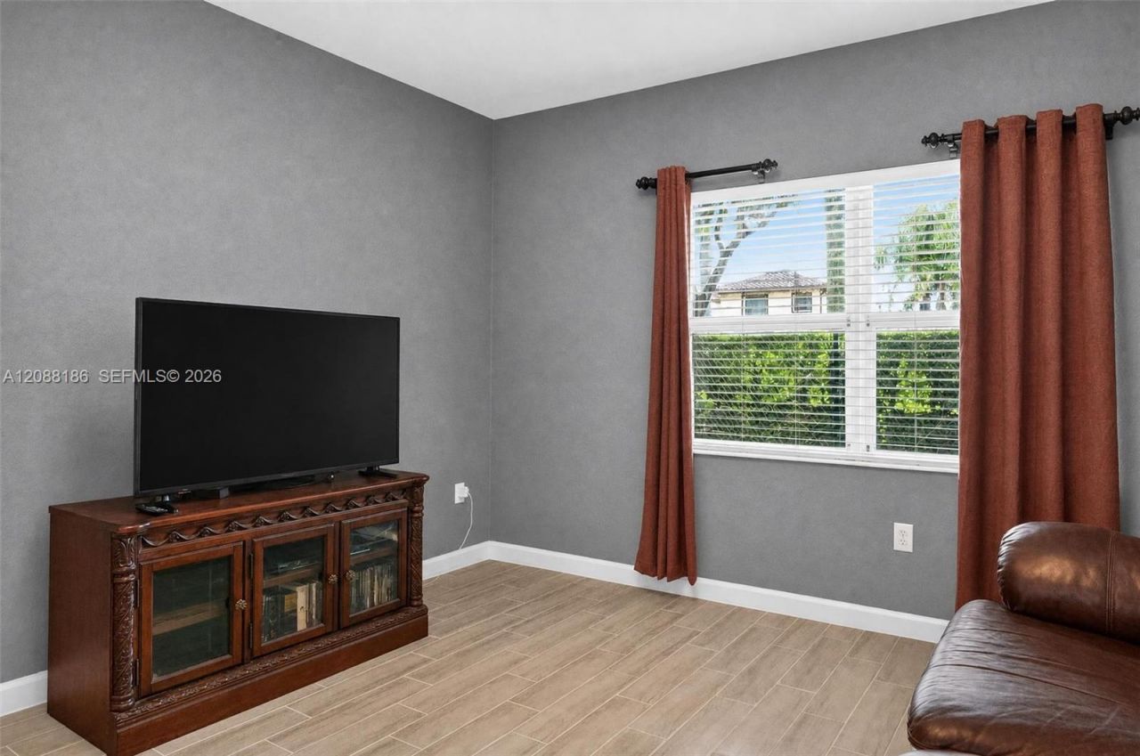 159 NE 36th Ter, Homestead, FL 33033 Photo
