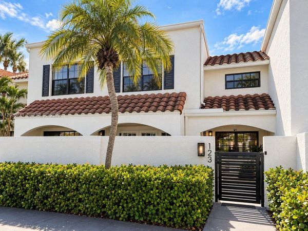 21204 Harbor Way , Unit 123-12, Aventura, FL 33180