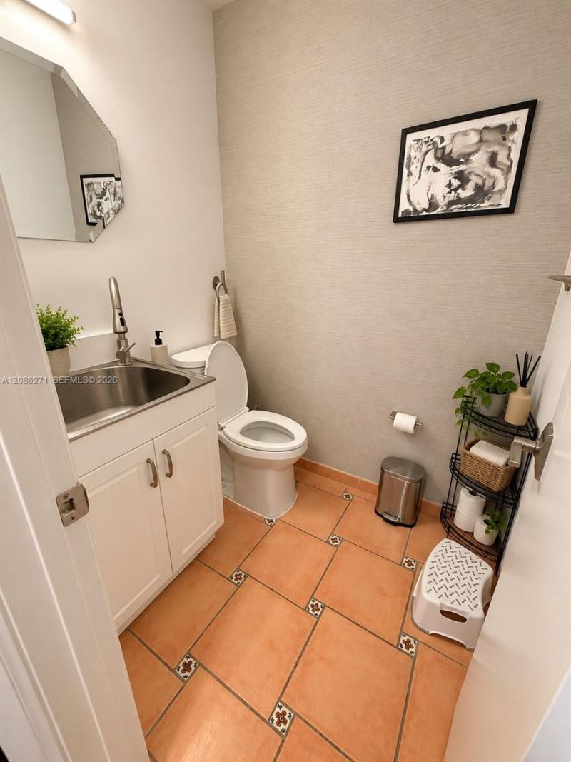 21204 Harbor Way, Unit 123-12, Aventura, FL 33180 Photo