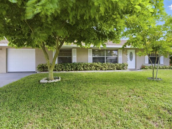 8685 SE KEATHLEY Court, Hobe Sound, FL 33455
