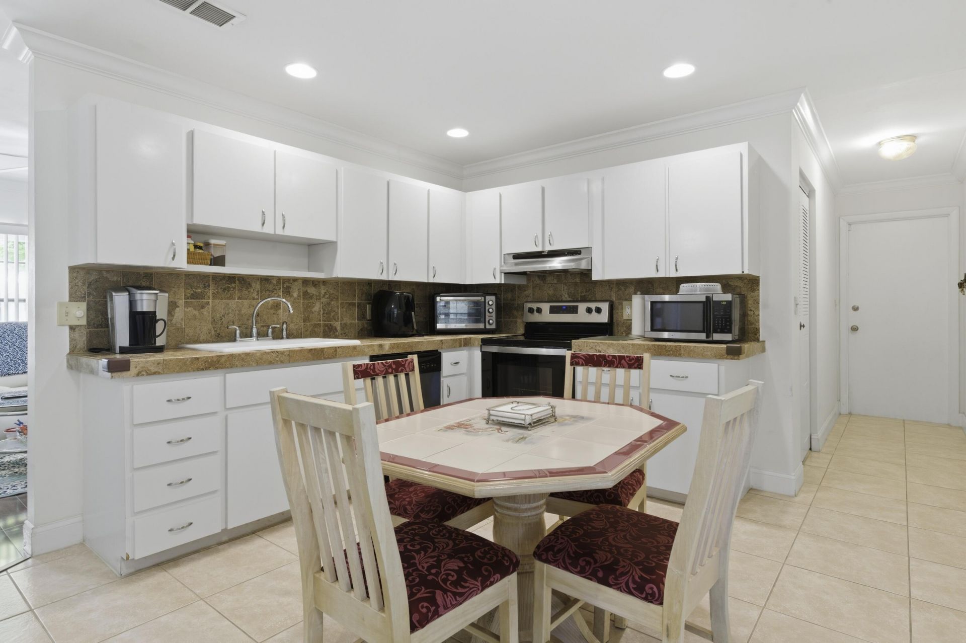 8685 SE Keathley Court, Hobe Sound, FL 33455 Photo