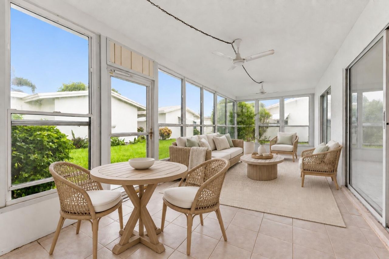 2070 SW 13th Terrace, Boynton Beach, FL 33426 Photo