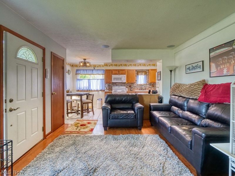 455 Birchwood Drive , Berea, OH 44017 Photo 5