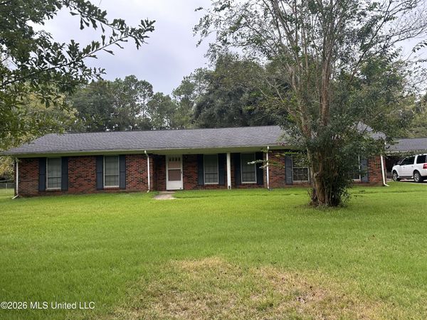 2201 Guillotteville Road, Gautier, MS 39553