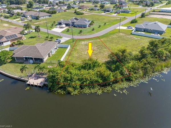 1000 NW 25th AVE, CAPE CORAL, FL 33993