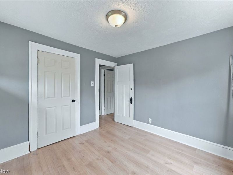 1013 Celina Avenue, Akron, OH 44307 Photo 21