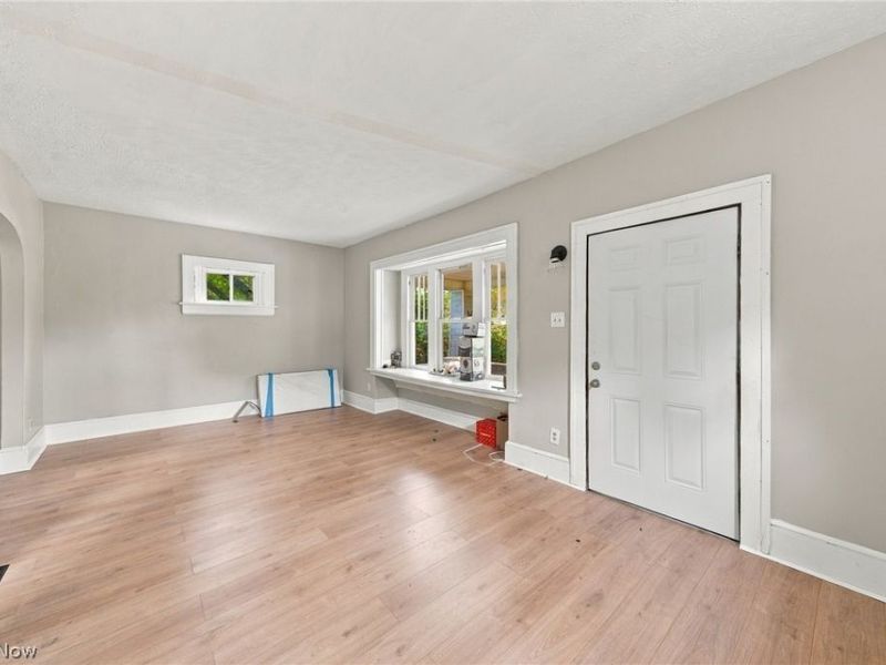 1013 Celina Avenue, Akron, OH 44307 Photo 8