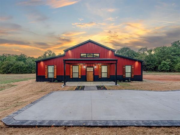 14 Hackney Drive, McLoud, OK 74851
