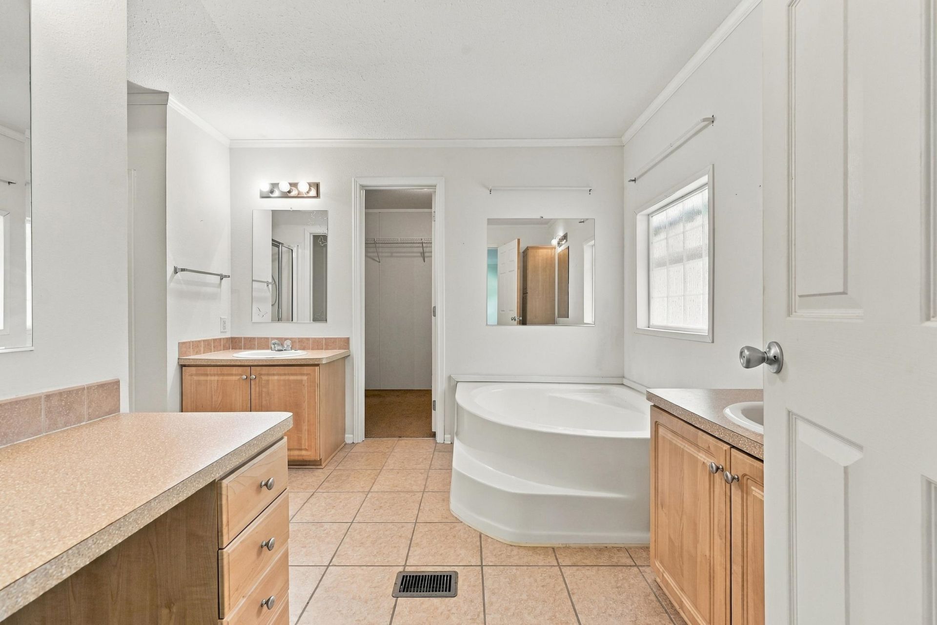 4975 Murray Johnson Rd. Photo 12
