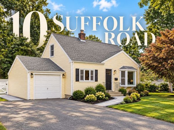 10 Suffolk Rd, Sharon, MA 02067