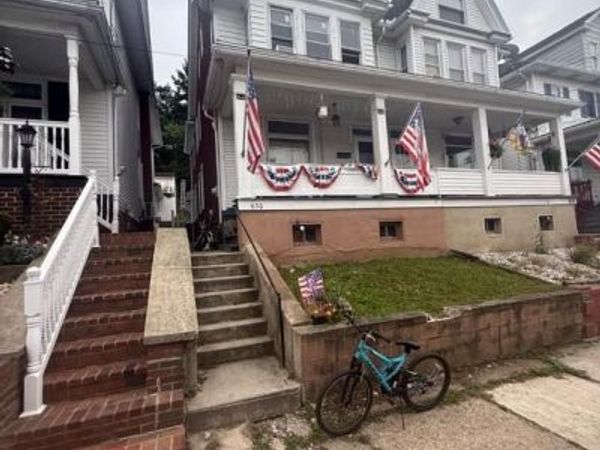 630 ARLINGTON STREET , TAMAQUA, PA 18252