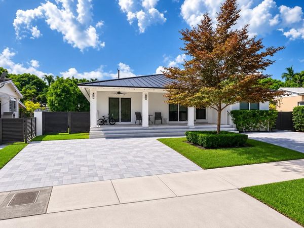 1920 SW 32ND Place, Miami, FL 33145