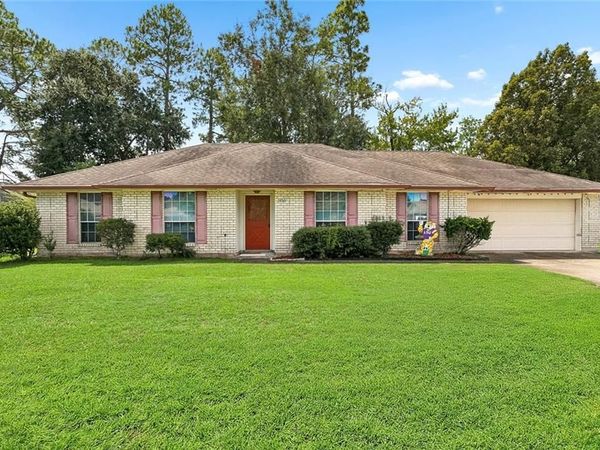 1150 RUE LIMOGES Drive , Slidell, LA 70458