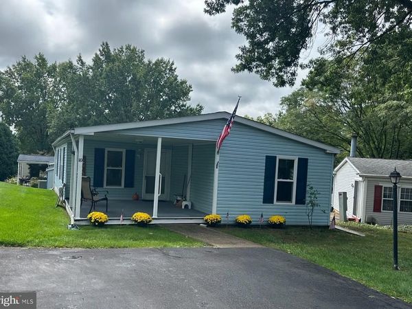 10 COVENTRY PLACE , SOUDERTON, PA 18964