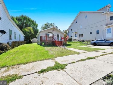 118 E RUDDLE STREET, COALDALE, PA 18218