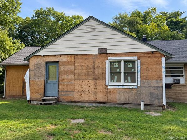 715 E Hampton Sag Harbor Turnpike , Sag Harbor, NY 11963