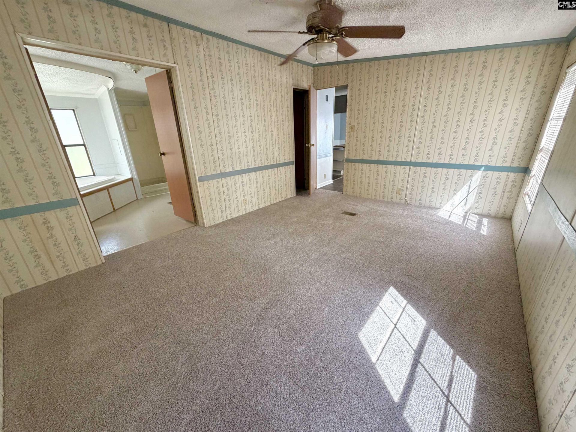 1400 Toms Creek Road  Photo 17