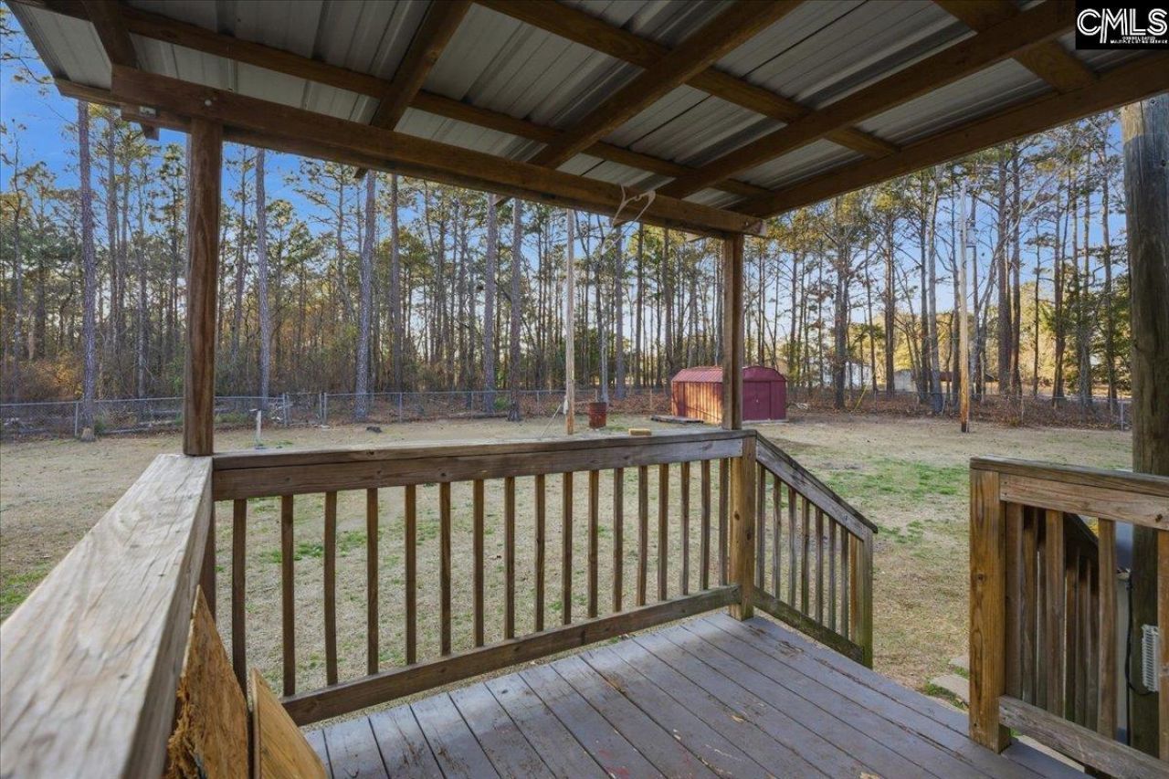 1400 Toms Creek Road  Photo 21