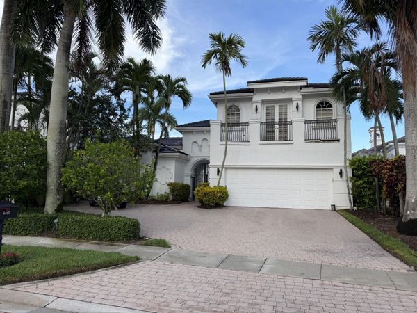 6493 Enclave Way, Boca Raton, FL 33496