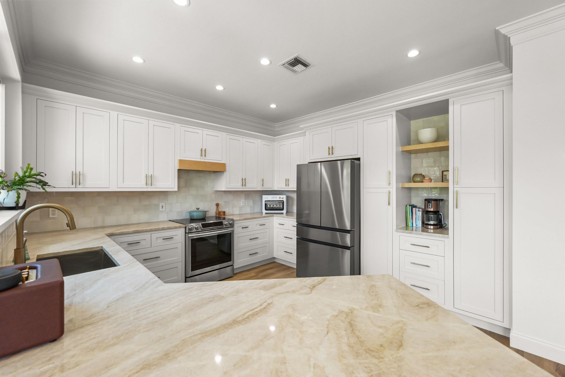 1237 Avondale Lane, West Palm Beach, FL 33409 Photo