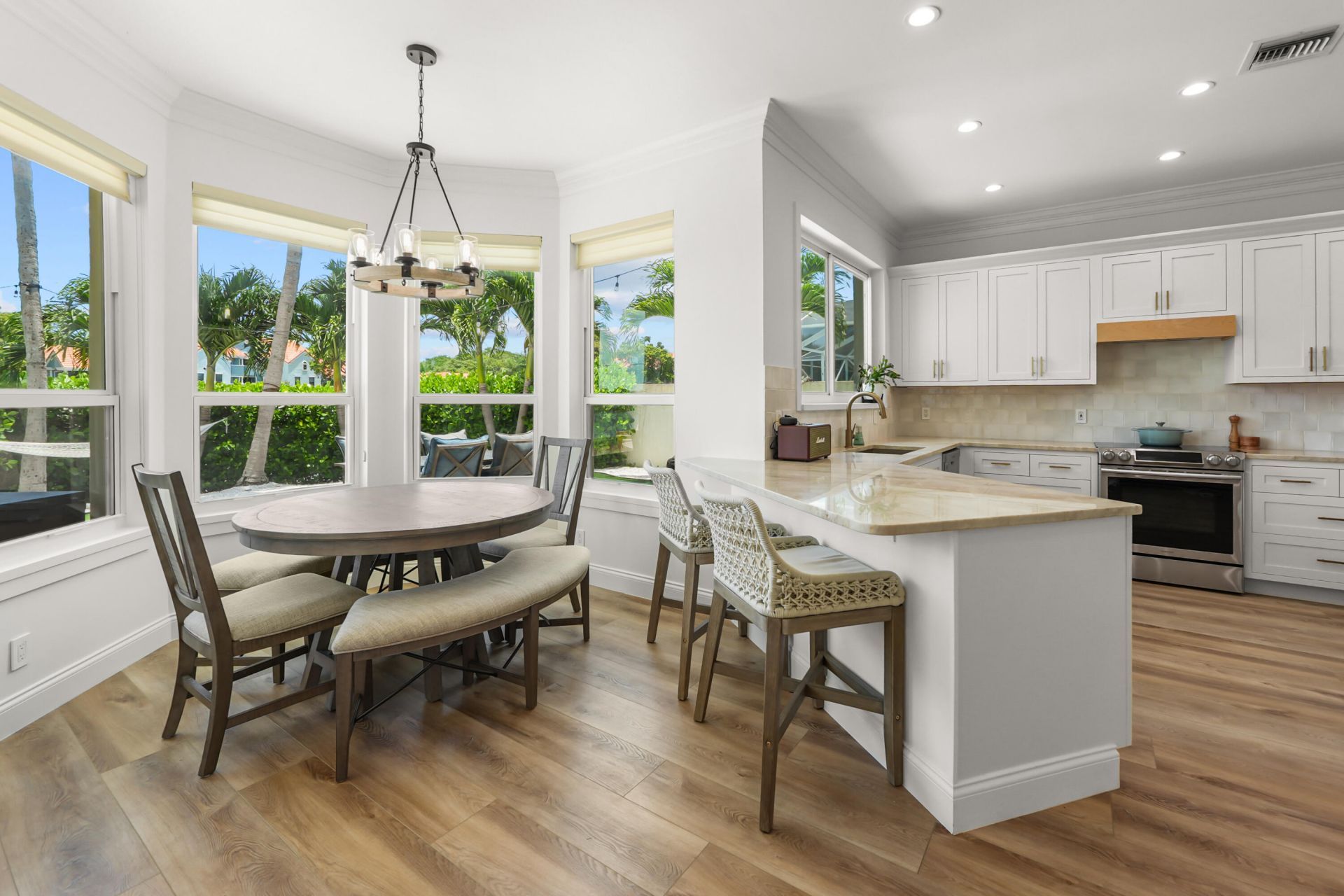 1237 Avondale Lane, West Palm Beach, FL 33409 Photo
