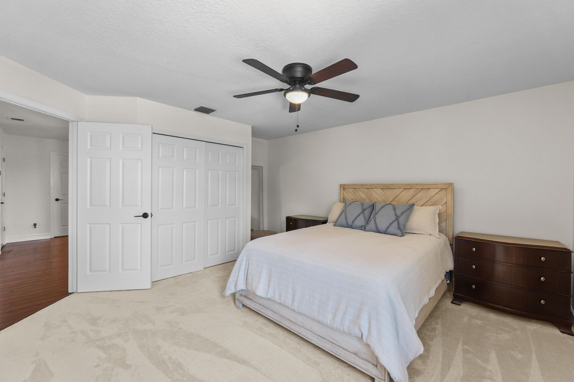 1237 Avondale Lane, West Palm Beach, FL 33409 Photo