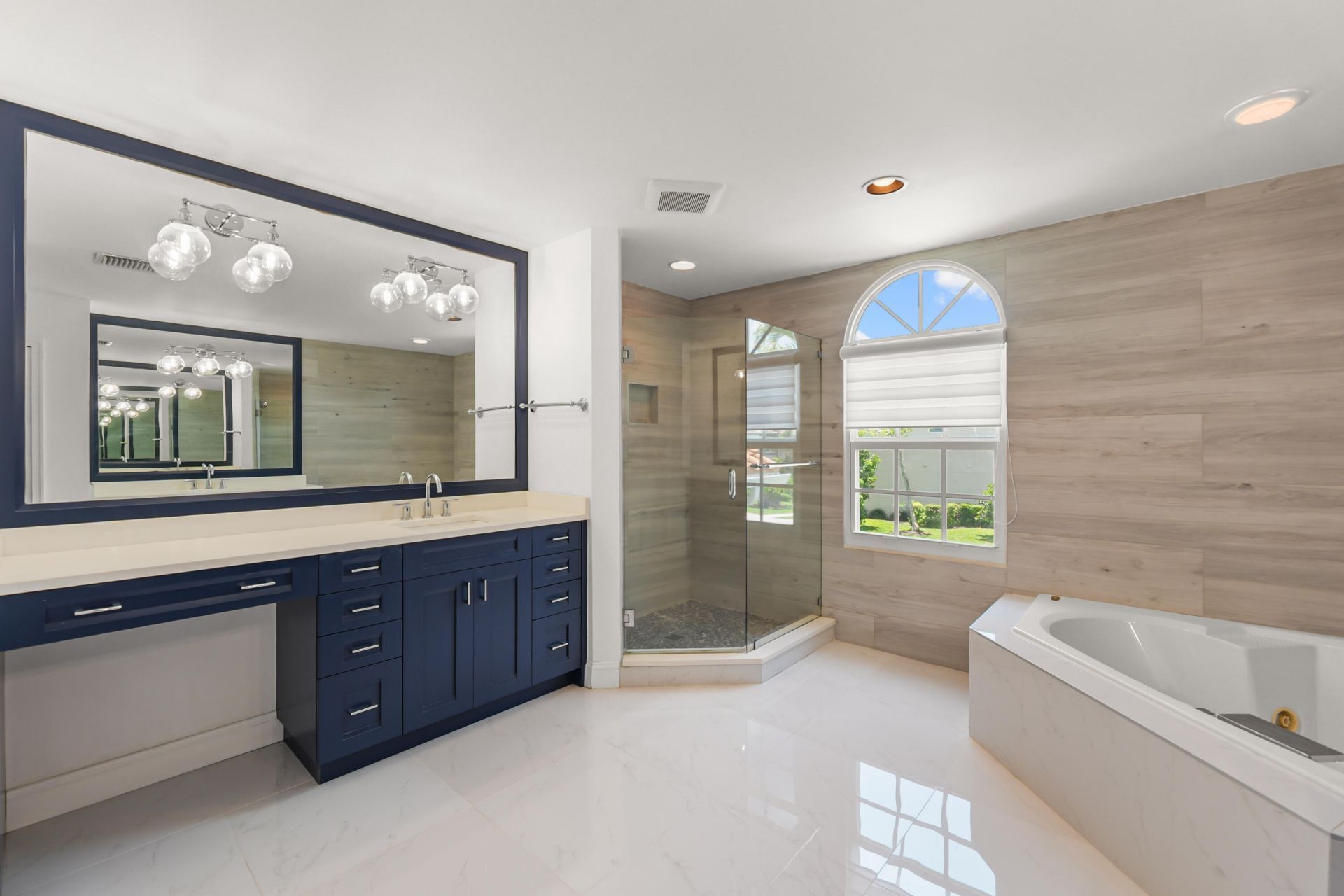 1237 Avondale Lane, West Palm Beach, FL 33409 Photo
