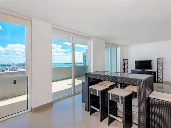 253 NE 2nd St , Unit 3105, Miami, FL 33132