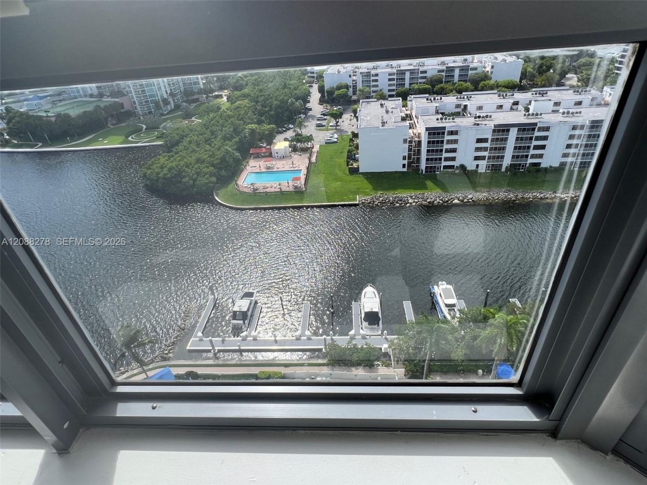 3530 Mystic Pointe Dr, Unit 1903, Aventura, FL 33180 Photo