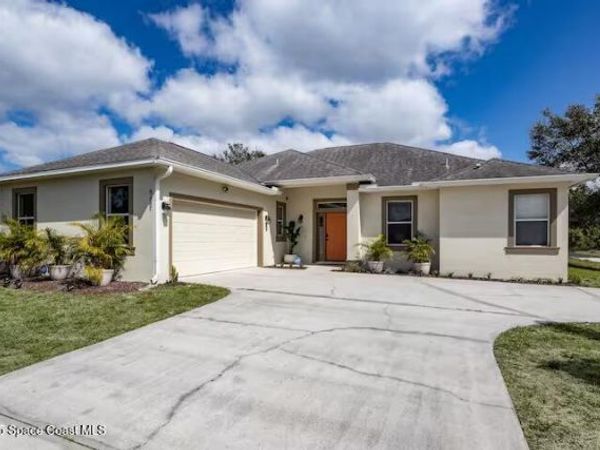 581 Eldron Boulevard SE, Palm Bay, FL 32909