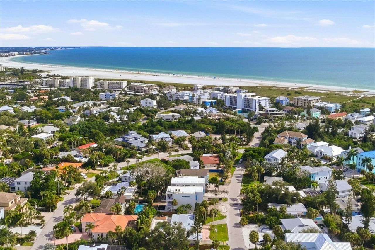 5375 Calle Florida, Sarasota, FL 34242 Photo