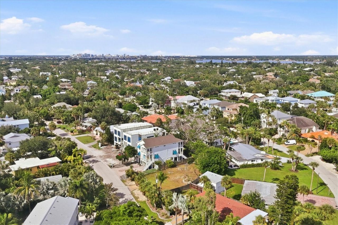 5375 Calle Florida, Sarasota, FL 34242 Photo