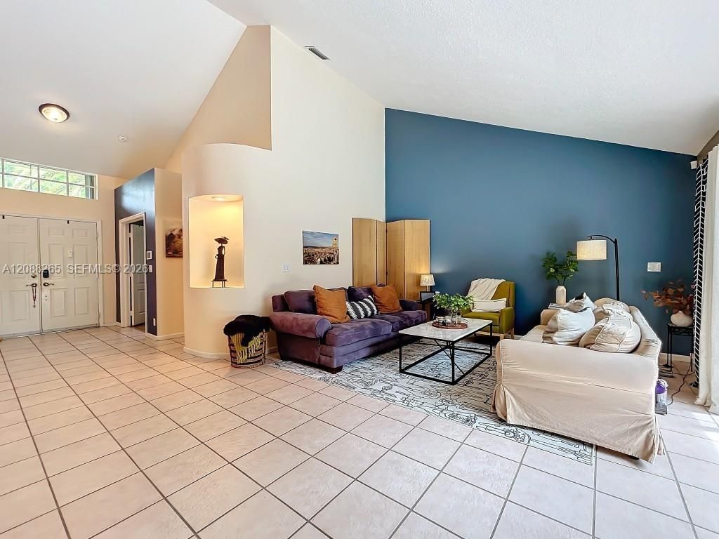 1342 NW 195th Ave, Pembroke Pines, FL 33029 Photo