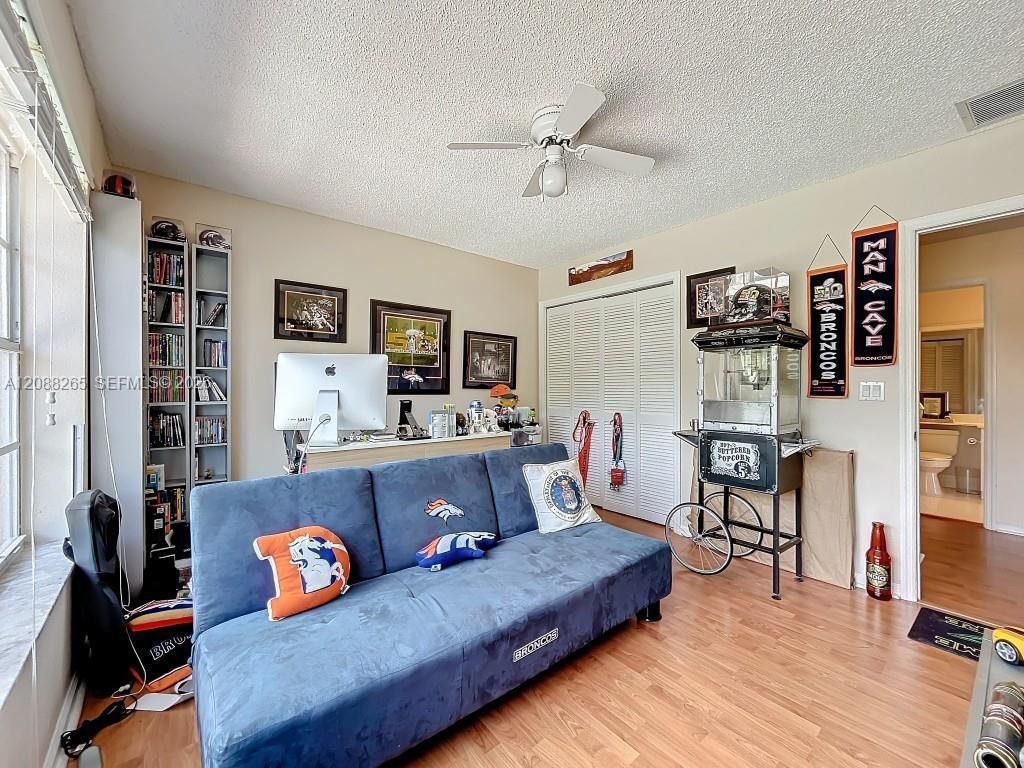 1342 NW 195th Ave, Pembroke Pines, FL 33029 Photo