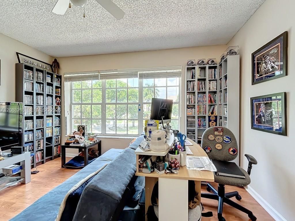 1342 NW 195th Ave, Pembroke Pines, FL 33029 Photo