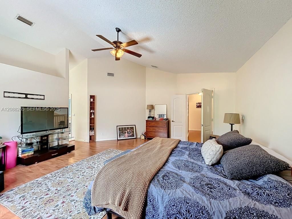 1342 NW 195th Ave, Pembroke Pines, FL 33029 Photo