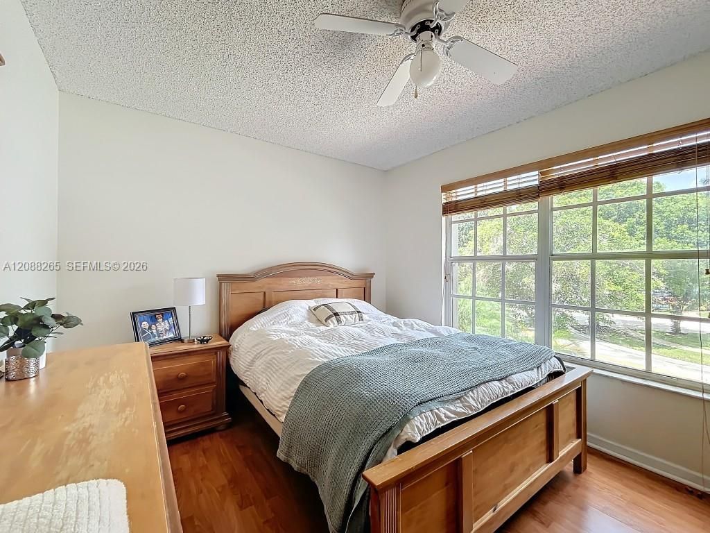 1342 NW 195th Ave, Pembroke Pines, FL 33029 Photo