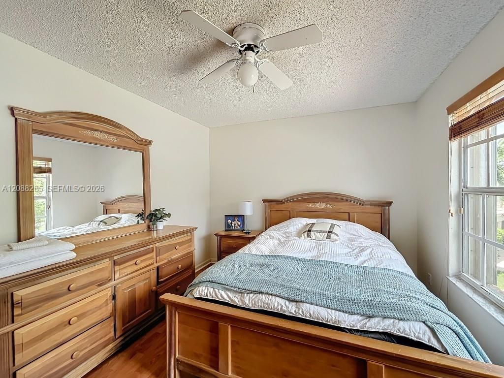 1342 NW 195th Ave, Pembroke Pines, FL 33029 Photo