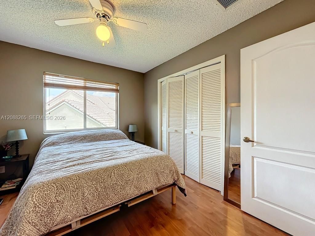 1342 NW 195th Ave, Pembroke Pines, FL 33029 Photo