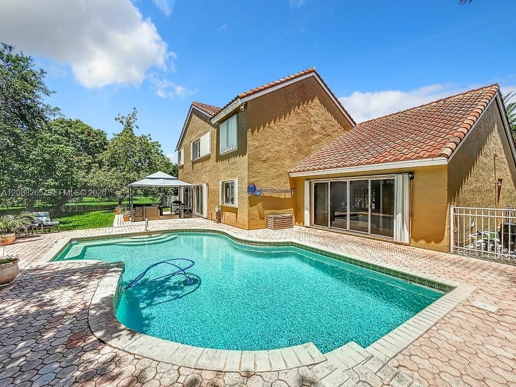 1342 NW 195th Ave, Pembroke Pines, FL 33029 Photo