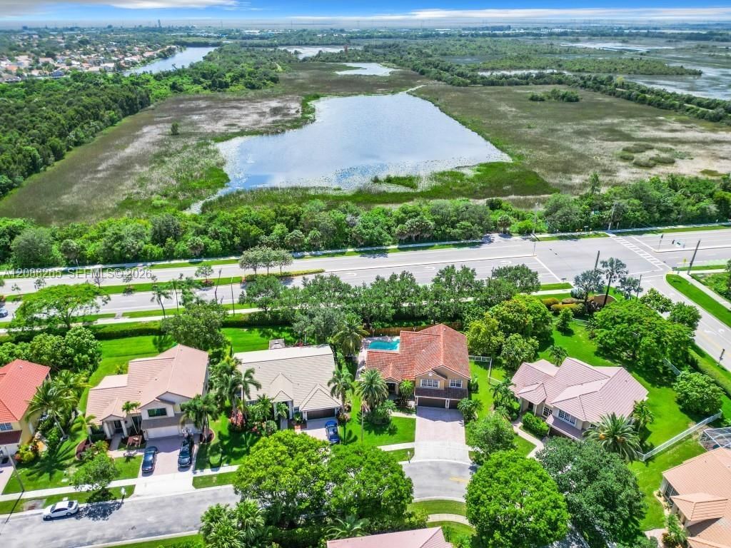 1342 NW 195th Ave, Pembroke Pines, FL 33029 Photo