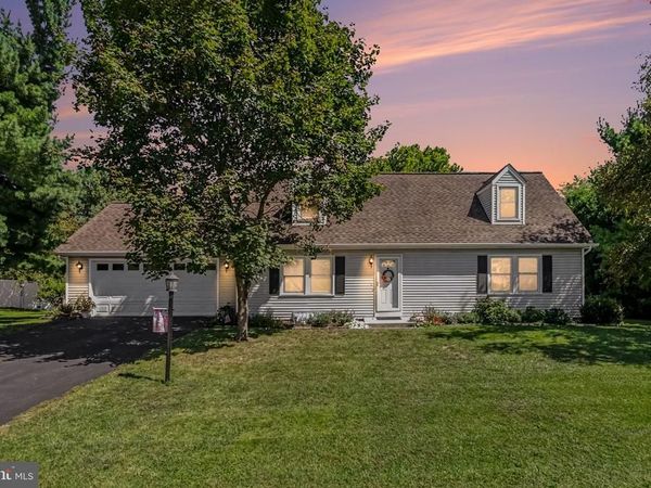 37 GOLDENROD DRIVE , CARLISLE, PA 17015
