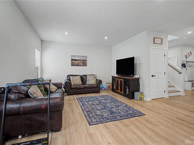1071 Brooke Ln, Xenia, OH 45385 Photo 9