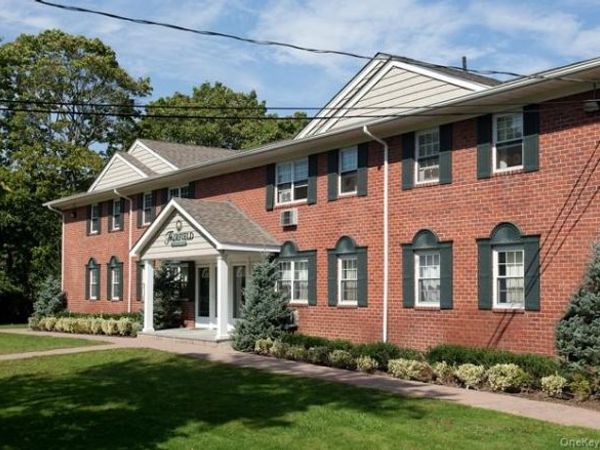 53 S Clinton Avenue , Unit N1, Bay Shore, NY 11706